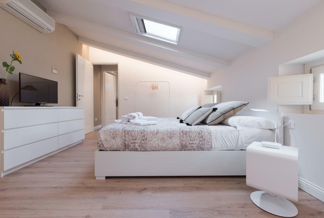 פירנצה Luxury Apartment In City Center מראה חיצוני תמונה